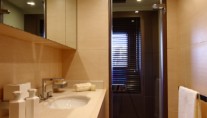 Benetti Tradition 105 yacht twin cabin bathroom